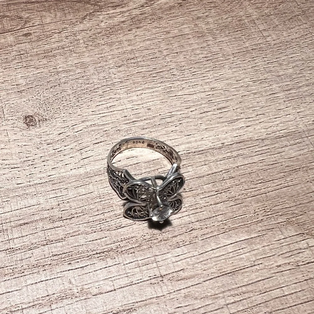 Flower ring - Picture 3 of 3
